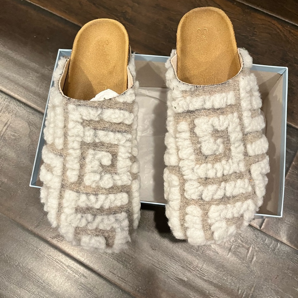 Cozy White and Gray Women's Slippers